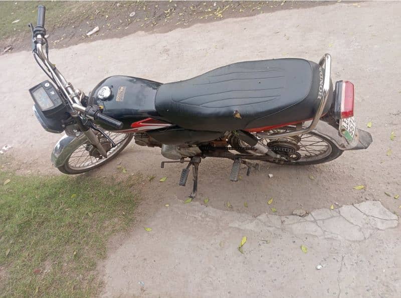 Honda cd 70 black 2