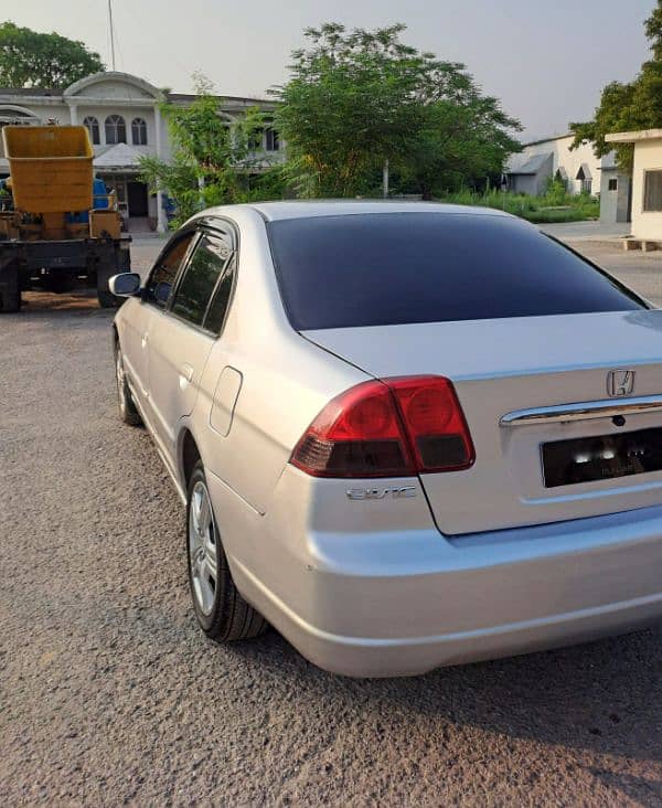 Honda Civic EXi 2004 3