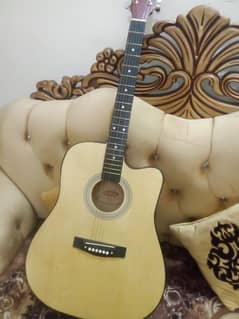 Guitar (41 inches natural color)