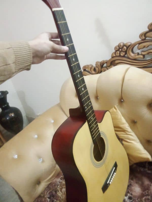 Guitar (41 inches natural color) 2