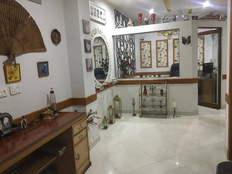 Luxury Separate Room Available For Rent In Makkah Girls Hostel 6