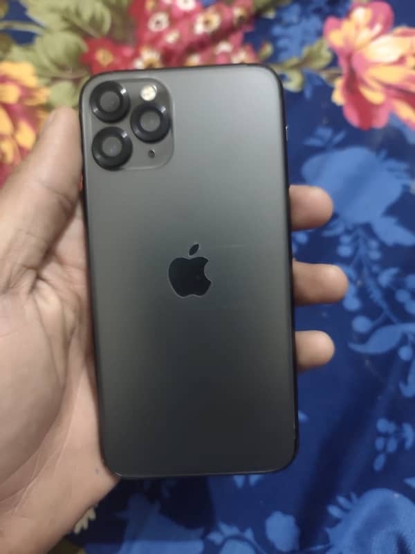 iPhone 11 Pro 256 gb pta approved 1