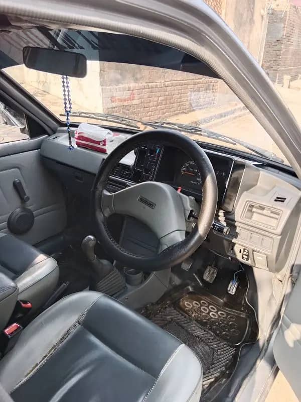 Suzuki Mehran VXR 2017 4