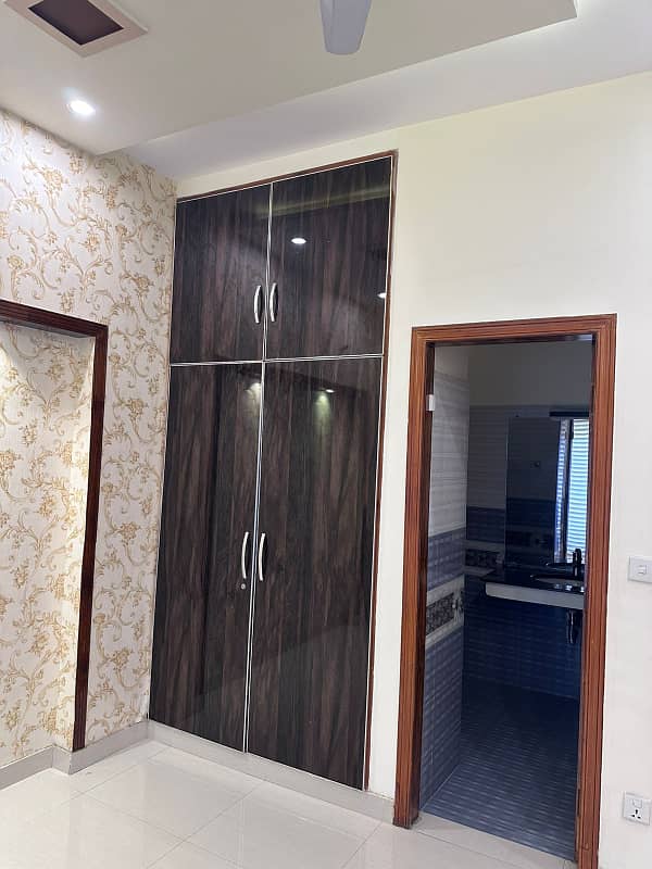 5 MARLA LIKE A BRAND NEW EXCELLENT CONDITION IDEAL GOOD HOUSE FOR RENT IN BB BLOCK BAHRIA TOWN LAHORE 4