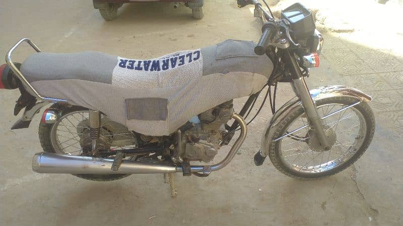 Honda CG 125 Faisalabad number hai 0/3/0/1/2/6/2/9/4/6/1 1