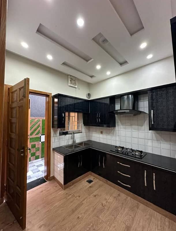 5 MARLA BRAND NEW HOUSE FOR RENT IN BAHRIA TOWN LAHORE 9