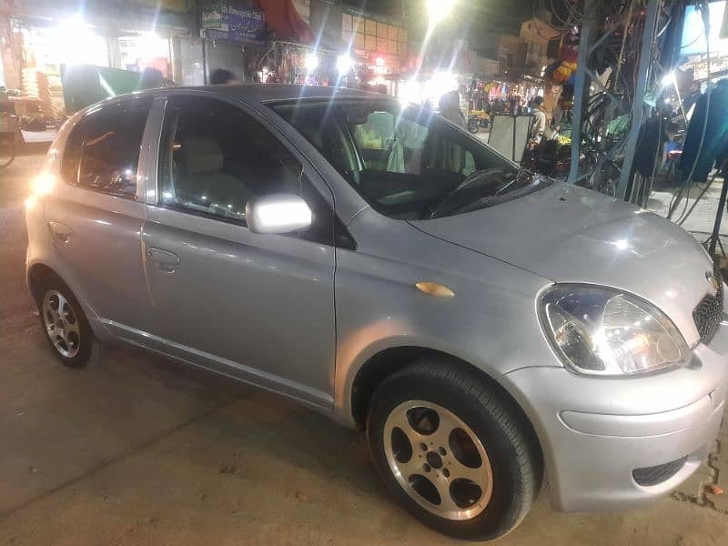 Toyota Vitz 2003 1