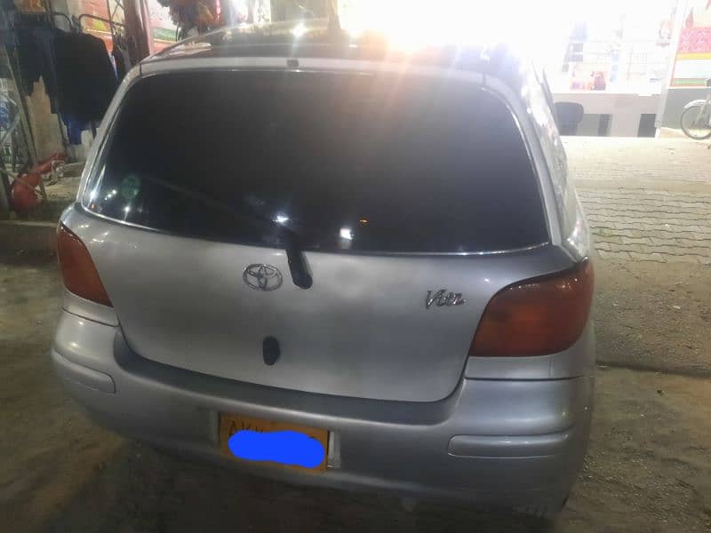 Toyota Vitz 2003 4