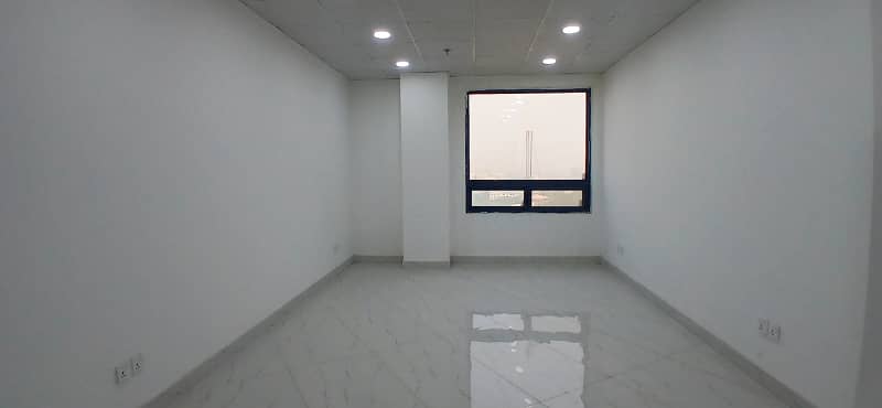 Brand New 366 Square Feet Corporate Offices Available On Rent At Affordable Price In Gulberg 0