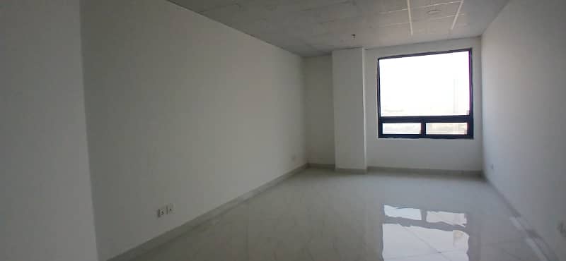 Brand New 366 Square Feet Corporate Offices Available On Rent At Affordable Price In Gulberg 11