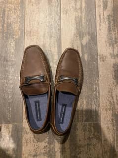 Tommy Hilfiger original brown leather loafers