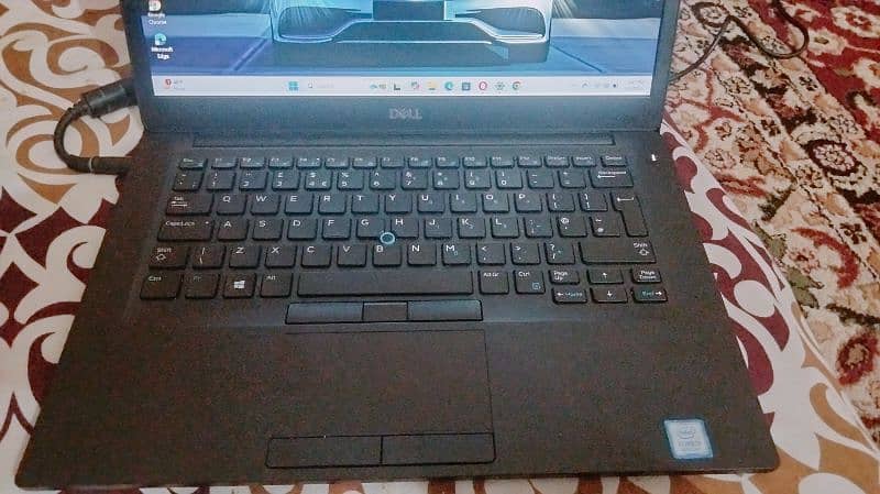 Dell i5 8 Generation 4