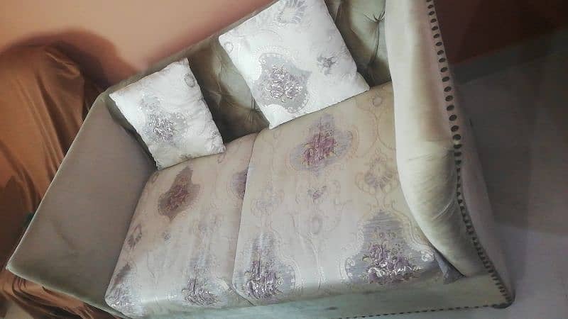 7 seater Sofa set 10/10 condition 1