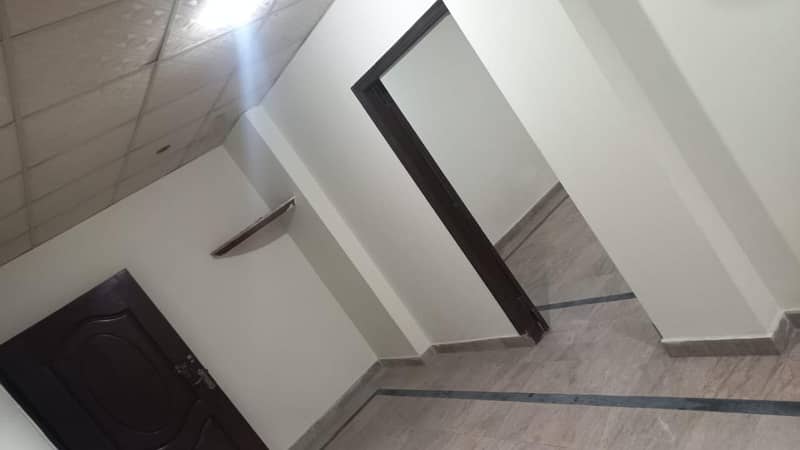 1 BED GOOD EXCELLENT IDEAL CONDITION IDEAL FLAT FOR RENT IN SECTER C BAHRIA TOWN LAHORE 0