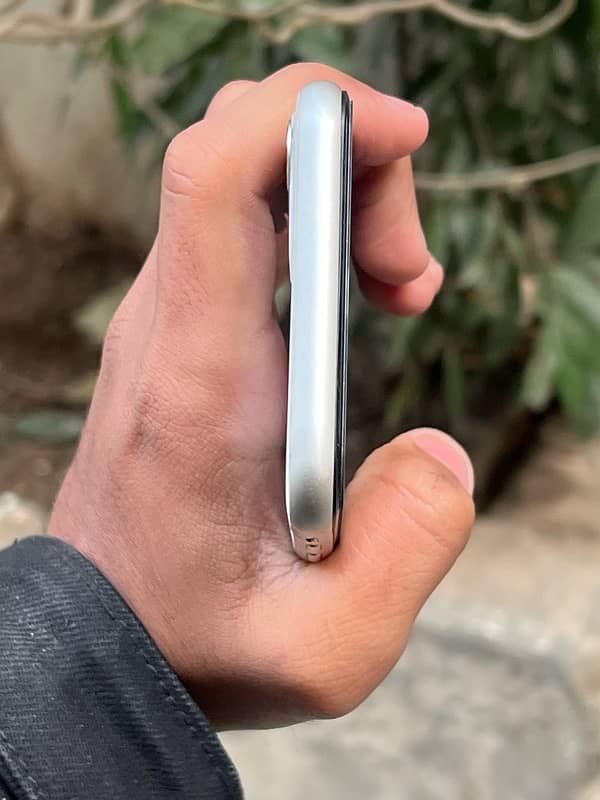 Iphone 11 Dual PTA Approved 4