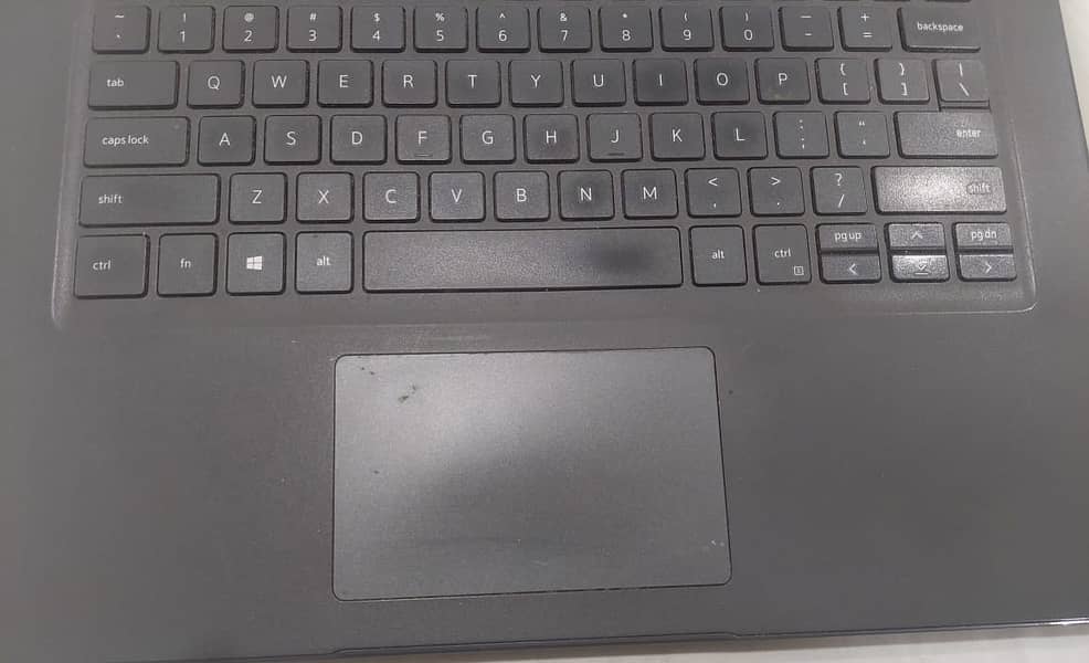 Dell latitude 3410 Gray Color 2