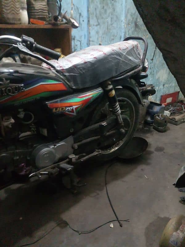 ap bike ko pick ma dake sakte hai 03462749928 is num pa call kare bhai 5