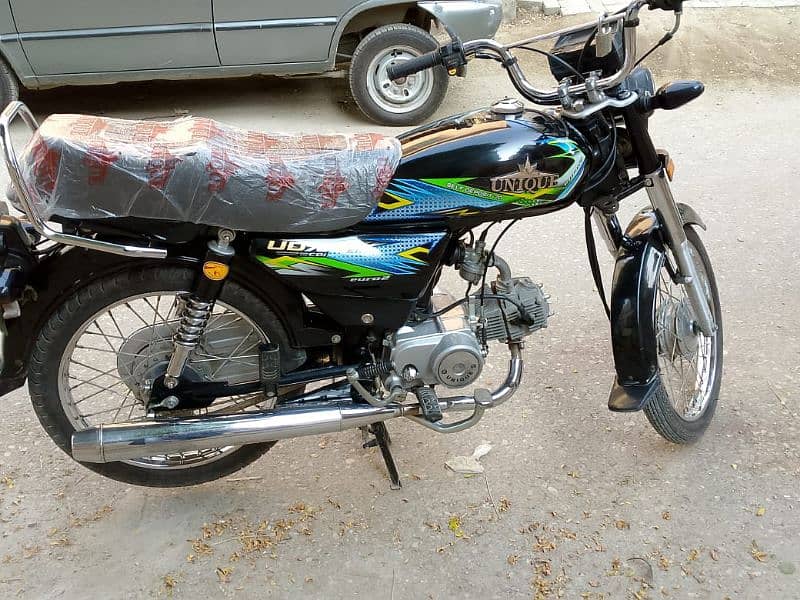 unique 2024  7 month ki bike hy tuning or iol 27 ko chang kia hy ok hy 0