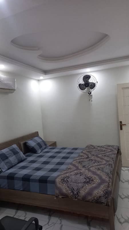 1 BED BRAND NEW FULL LUXURY FULL FURNISHED FULL EXCELLENT IDEAL FLAT FOR RENT IN BAHRIA TOWN LAHORE 5