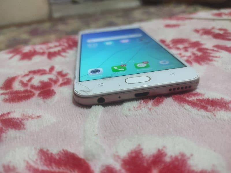 oppo A57 8