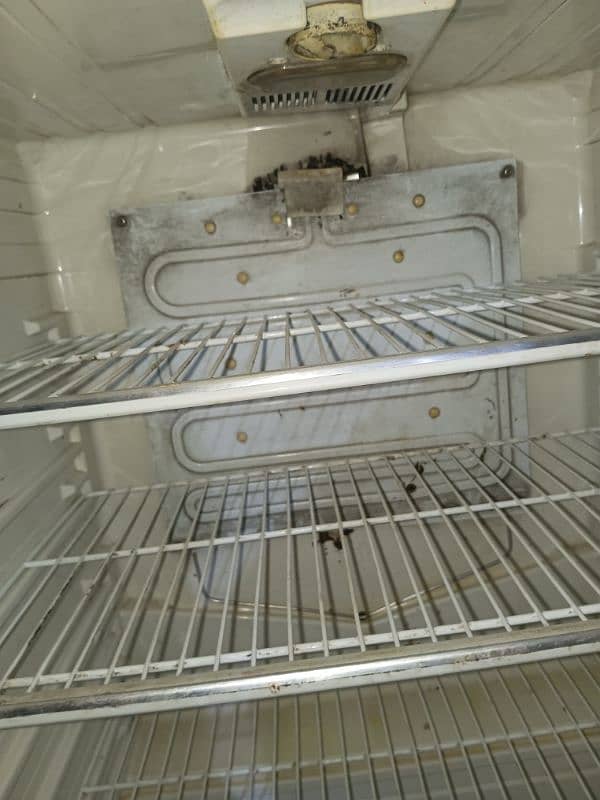 Dawlance fridge for sale Rs 30000  03157401596 5