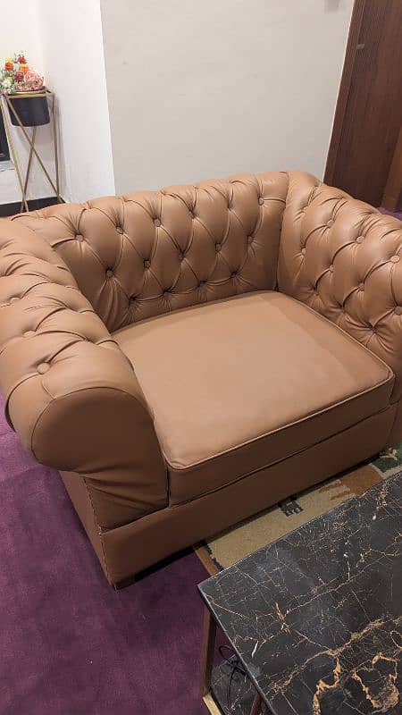 Leather sofa with lifetime foam guarantee 4