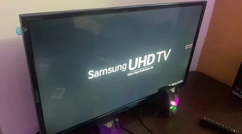 Samsung 32 inch FHD Led malaysian 0