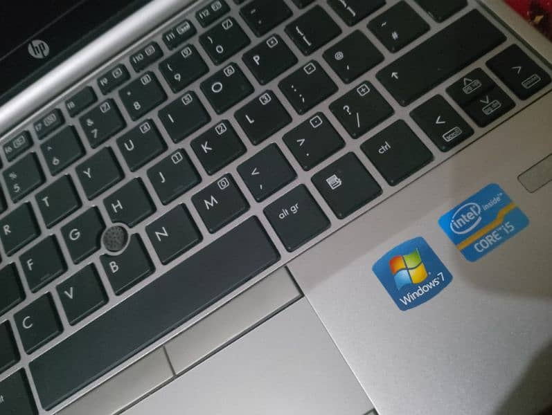 i5 3rd generation 8 GB ram, lighting keyboard 2