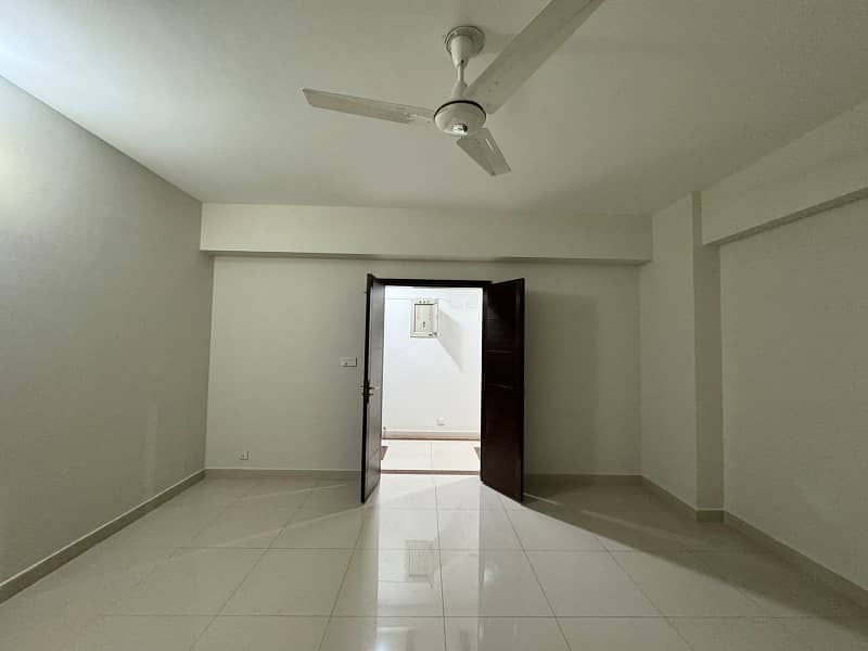 Jameel Sons Real Estate Offers 10 Marla Flat Is Available For Rent In Askari 11 Sector B At Super Hot Location 3