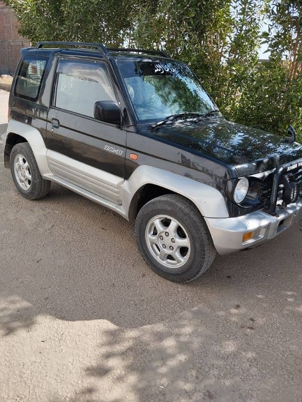 Mitsubishi Pajero Mini 1995 3