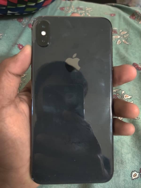 iPhone XS Max 0