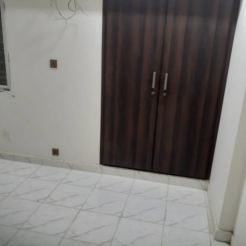 4 BED DD FLAT FOR RENT IN GULSHAN-E-IQBAL 13 D 3 1