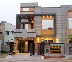 5 Marla New House For Rent in bahria Town Lahore