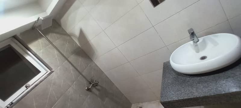 STUDIO EXCELLENT GOOD CONDITION IDEAL LOCATION FLAT FOR RENT IN BAHRIA TOWN LAHORE 6