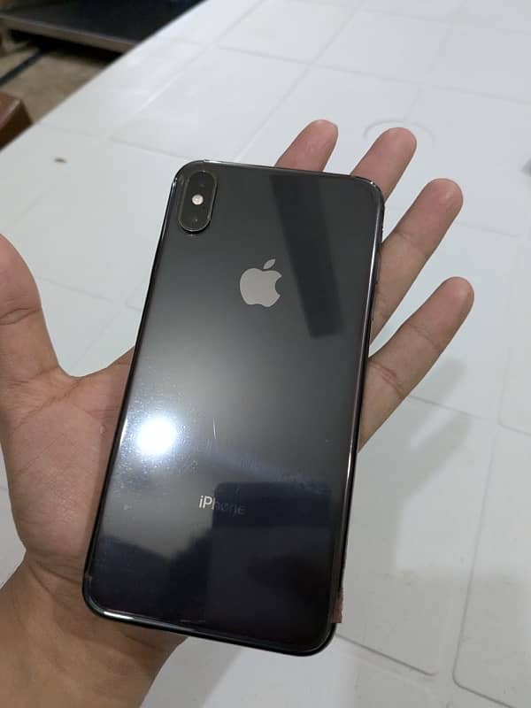 Iphone xsmax non pta 256gb waterpack 1