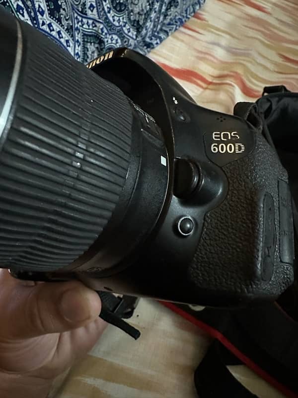 Canon EOS 600D DSLR with 18-55mm & 80-200mm Lens 8