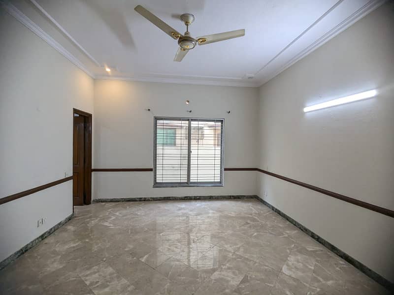 20-Marla Full House For Rent In DHA Ph-4 Lahore Owner Built House. 20