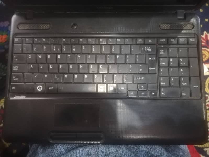 Working Laptop 10/6 Condition with good specification and Battery 4