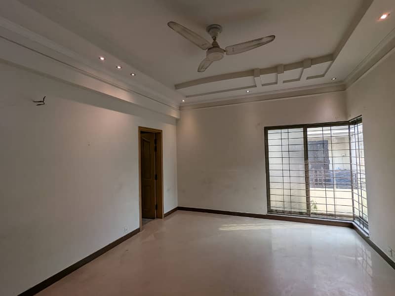 20-Marla Full House for Rent in DHA Ph-3 Y Block Lahore Owner Built House. 6