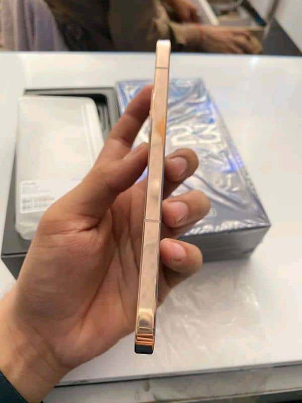 Vivo V23 5g variant Contact My whatsp 0341:5968:138 1