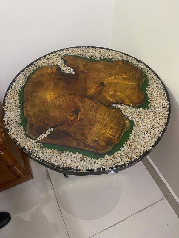 Handmade resin table 17