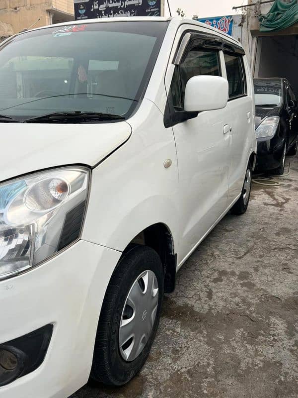 Suzuki Wagon R 2016 14