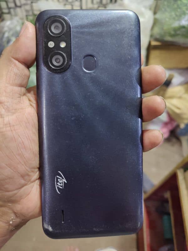 itel A49 2/32 Fresh phon 4