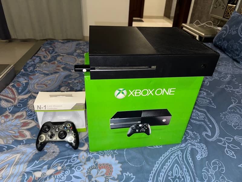 *XBOX ONE* with free games 3