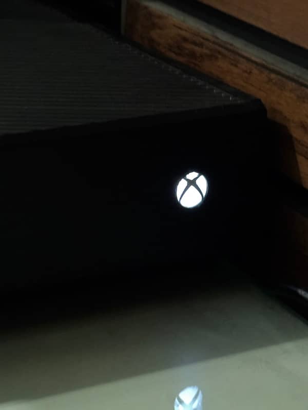 *XBOX ONE* with free games 10