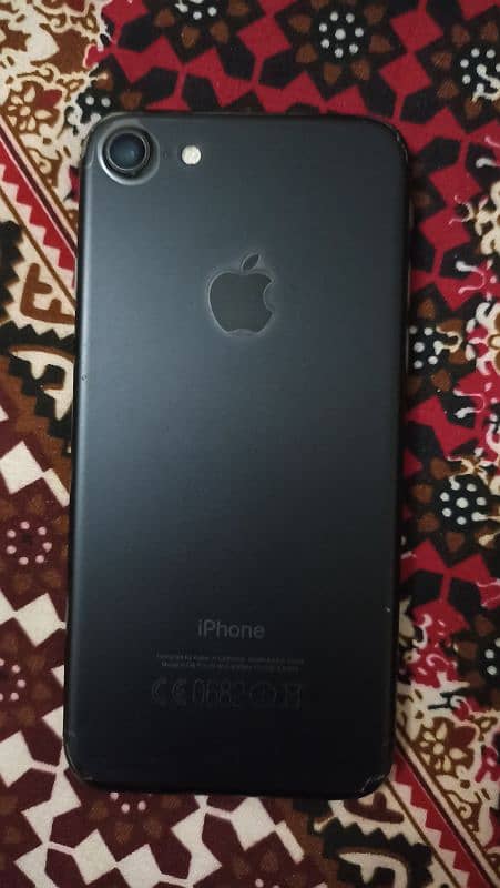 iPhone 7 128GB - (PTA Approved) 2