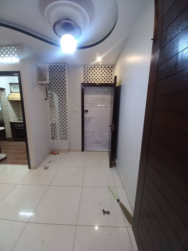 3 BED DD FLAT FOR RENT IN GULSHAN-E-IQBAL BLOCK 13 A (HASSAN SQAURE) 1