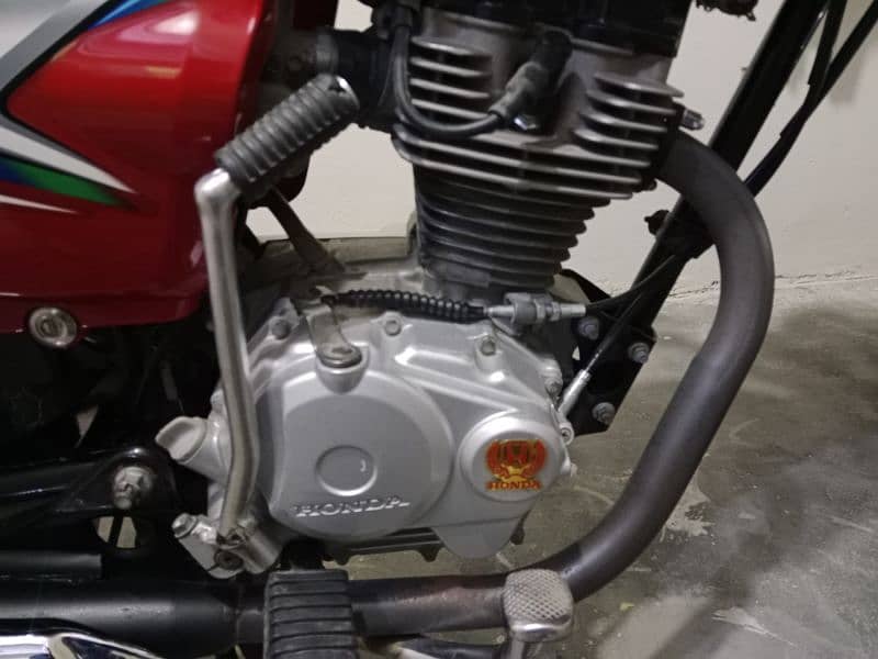 honda Cg 125 2023 in zero metre condition 4