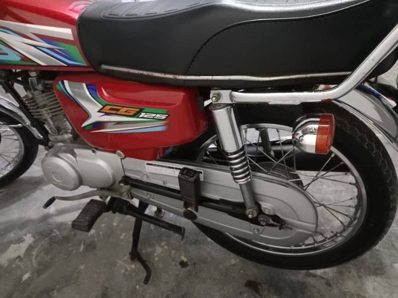 honda Cg 125 2023 in zero metre condition 6