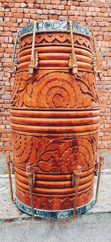 20,000 to 25,000 For sale dholak perfansional dholak 9